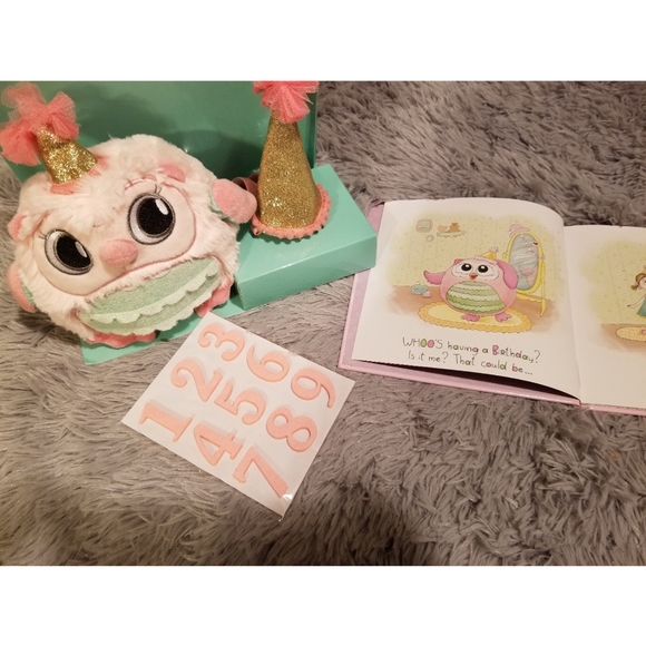Girls Owl Themed Birthday Party Gift Set - Picture 4 of 7